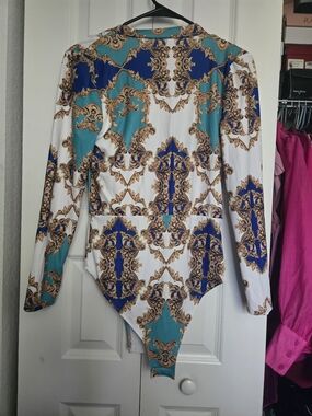 Long Sleeve Printed Bodysuit in White, Blue & Teal